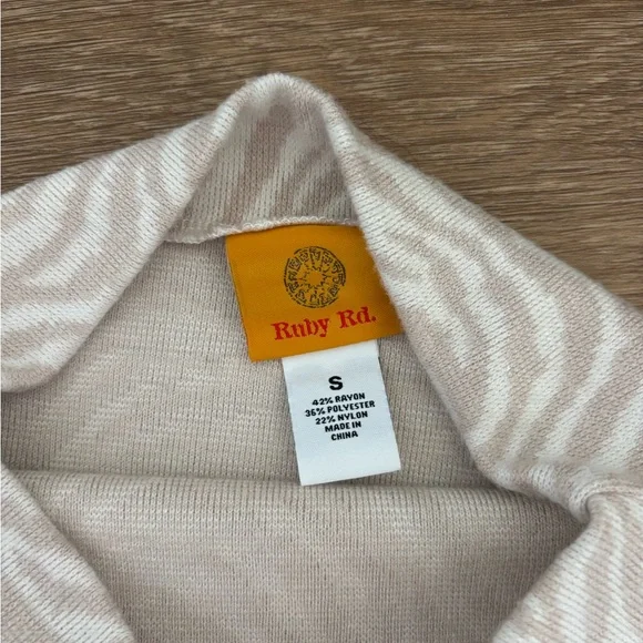 Ruby Rd. Sweater - Picture 2 of 2